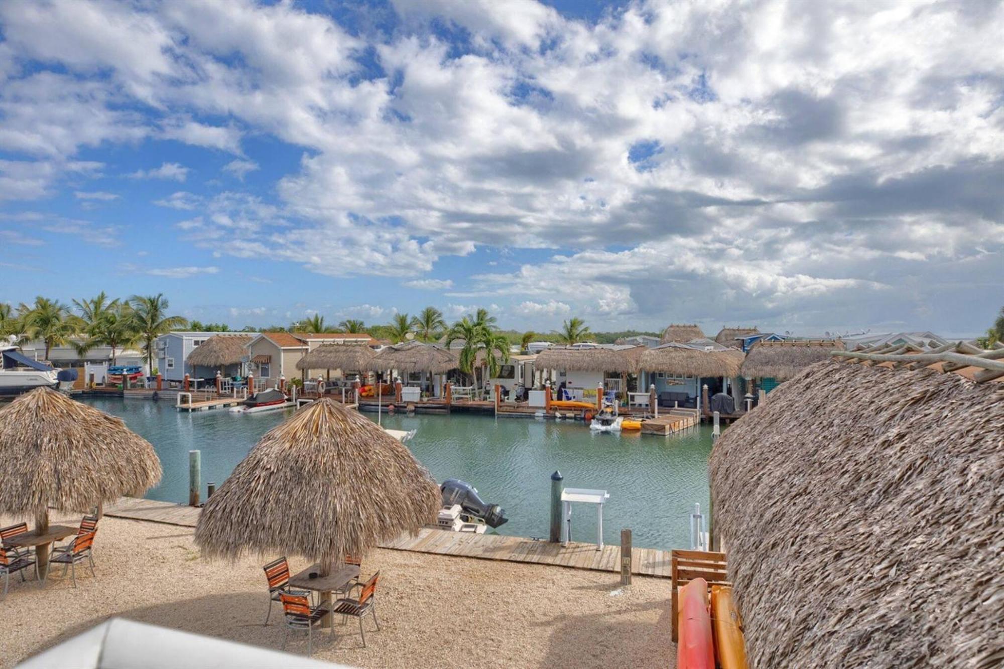 Waterfront Studio 2, Couples Oasis, Kayaks, Pool Jewfish Exterior foto